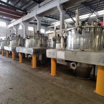 il lotto automatico della ruspa spianatrice inferiore di scarico della Tirata-borsa 800L aziona la centrifuga per gli ingredienti farmaceutici attivi
