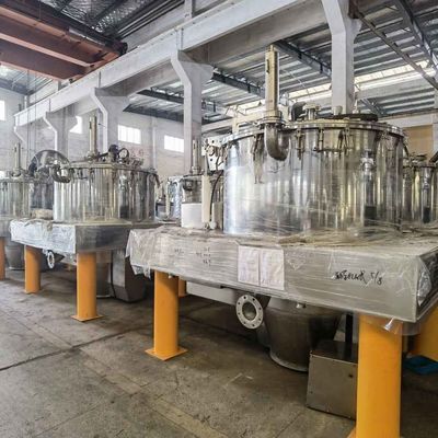 Derrate alimentari verticali automatiche del commestibile che elaborano la centrifuga del canestro di scarico della ruspa spianatrice del convertitore di frequenza