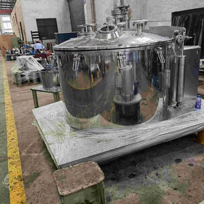 Quattro centrifuga d'elaborazione chimica del canestro della centrifuga 400L di scarico della cima del punto