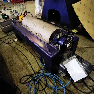 Centrifuga del decantatore di scarico del rotolo 904L di acciaio inossidabile di servizio di Dopo-vendita LW850 applicata al recupero delle particelle del siero di latte